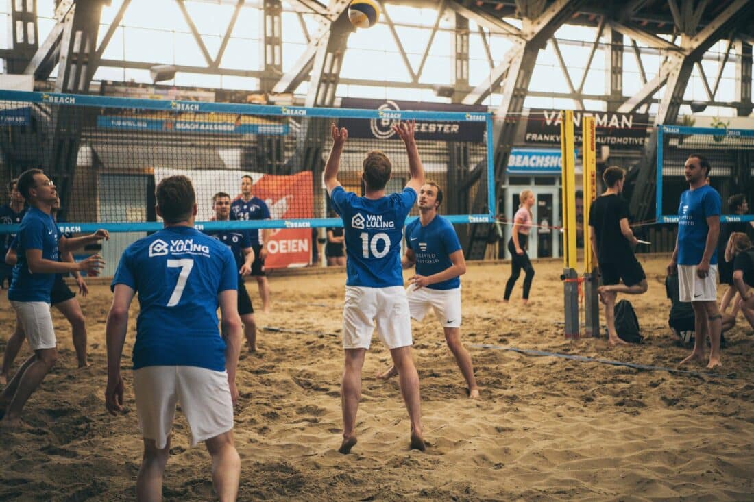 Beachvolleybal Bedrijventoernooi