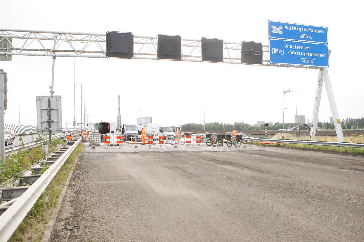 BAM Infra en Rijkswaterstaat ronden onderhoud A10 Noord en Zeeburgerbrug af Duurzame koploper in wegverharding – Kijk op Noord-Holland